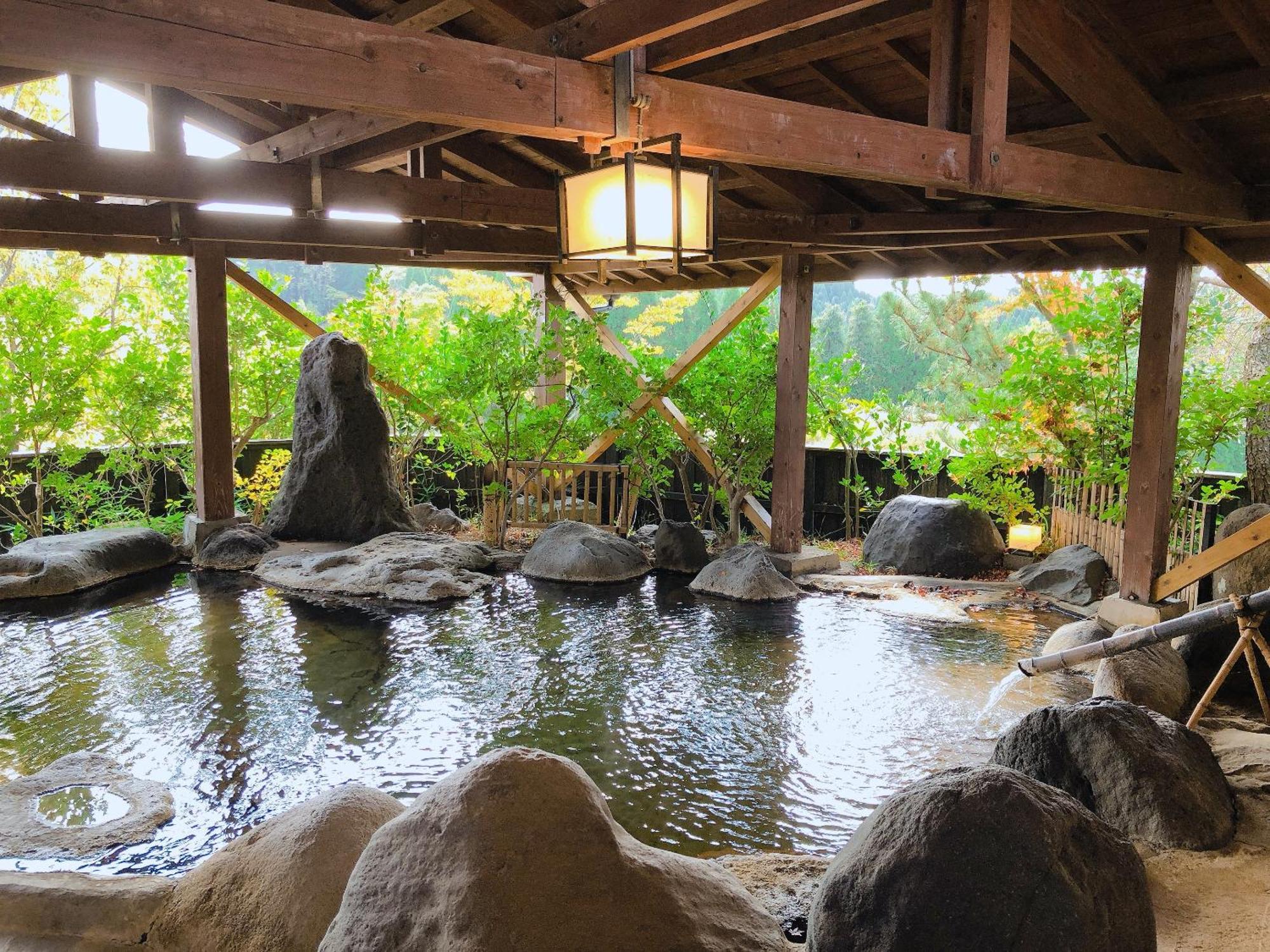 Kurasako Onsen Sakura Villa Minamioguni Buitenkant foto